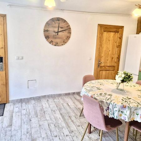 Stone Way Apartment Sibiu Exterior photo